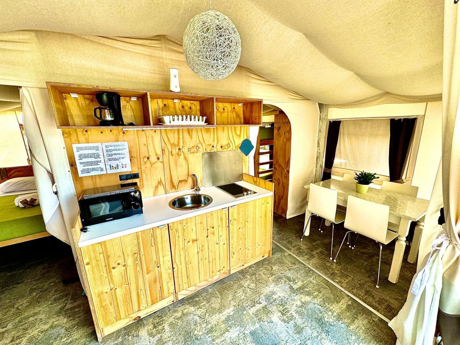Monja Camping Village برنزوني سول جاردا المظهر الخارجي الصورة