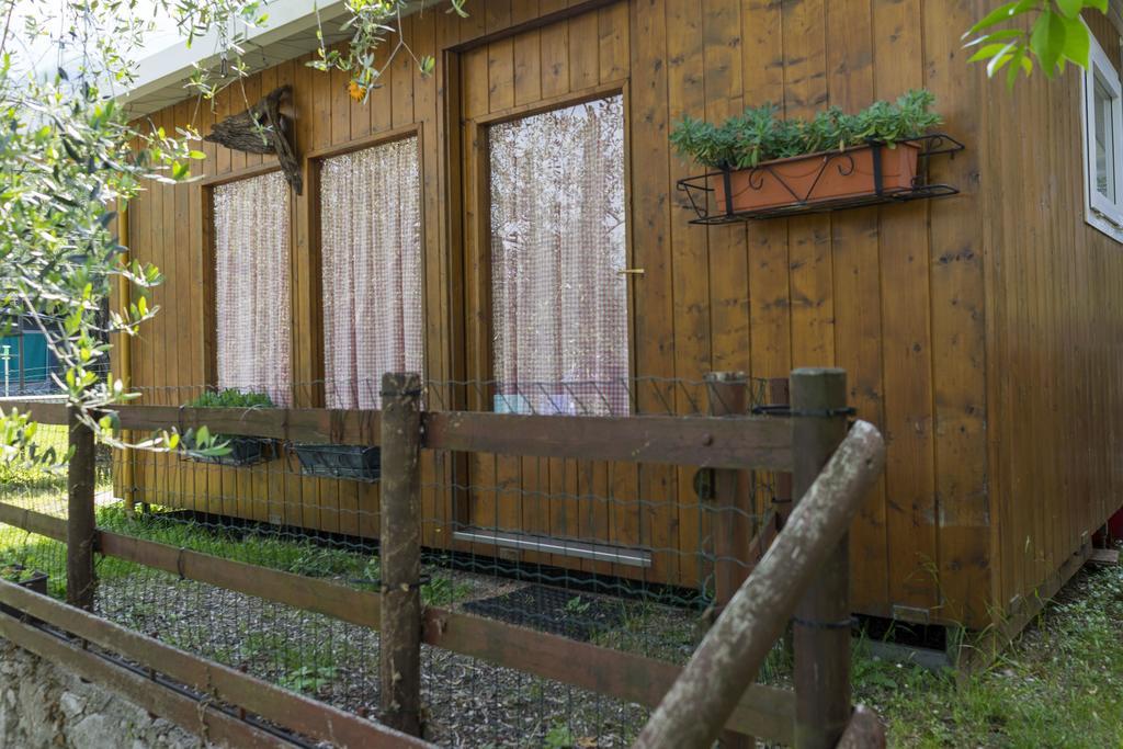 Monja Camping Village برنزوني سول جاردا المظهر الخارجي الصورة